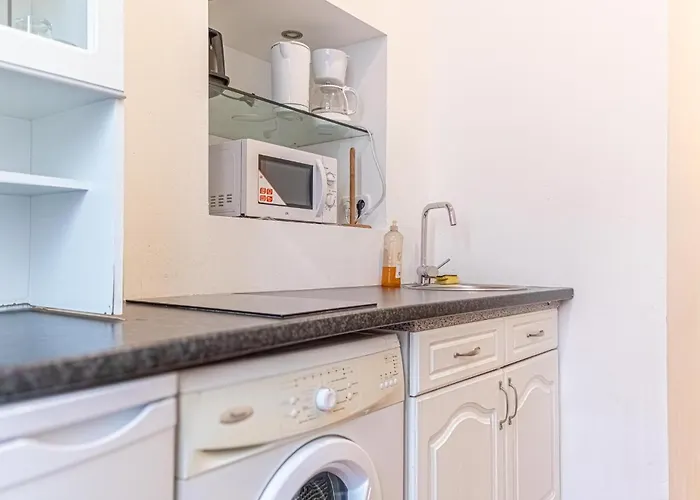 شقة Comfortable 1br In Perfect Location *