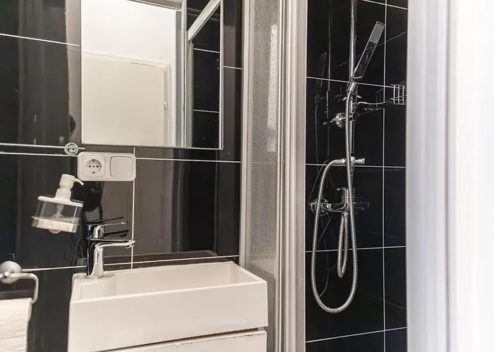 Apartment Comfortable 1br In Perfect Location *